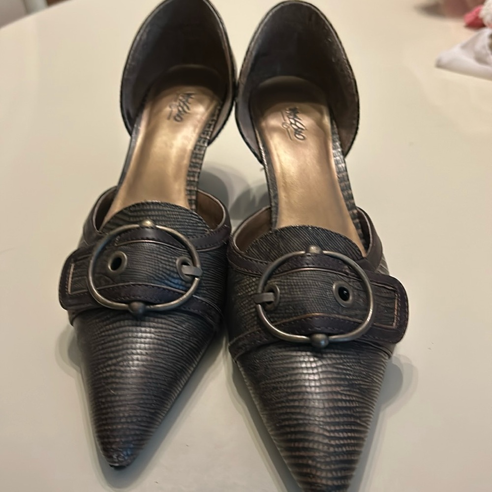 Multi color shoes 7.5 inches 2inches heels